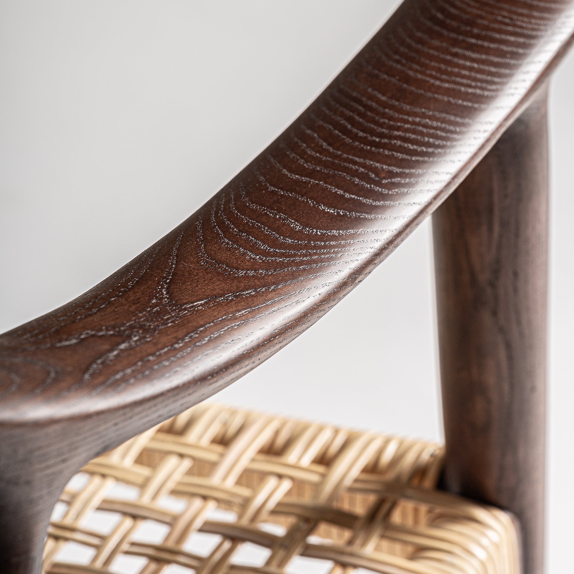 BUER CHAIR